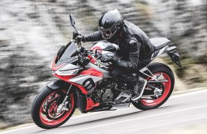 Aprilia Tuono 660