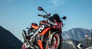 Aprilia Tuono V4 Factory