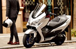 Yeni Suzuki Burgman 400
