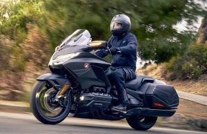 HONDA GL1800 GOLD WING BAGGER