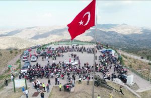 Süvarinin İzinde